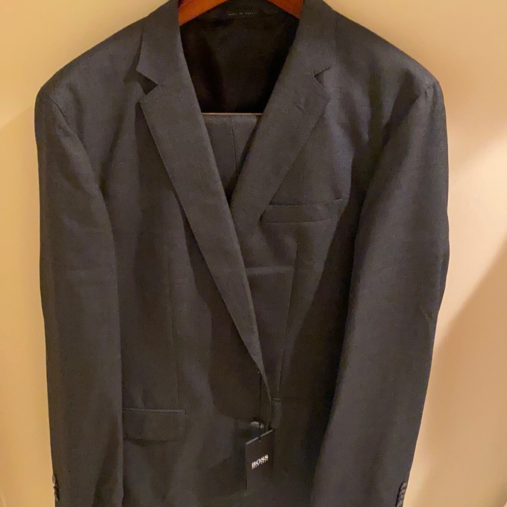 Men’s suit